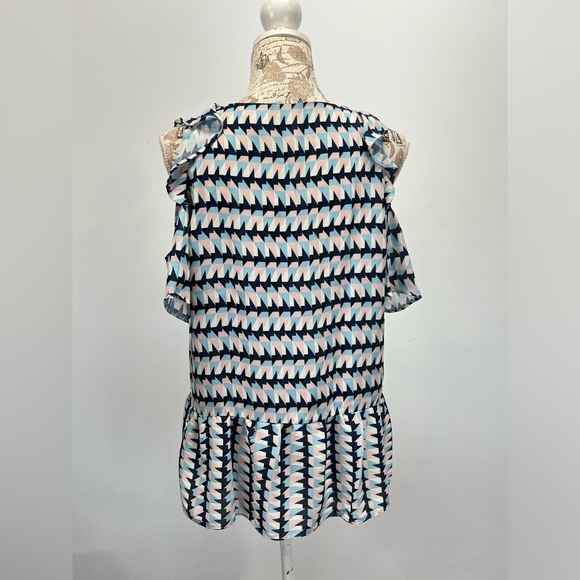 🛍️PARKER Navy,light blue & pink geometric print shoulder cutout blouse‎ size M. - Picture 6 of 14
